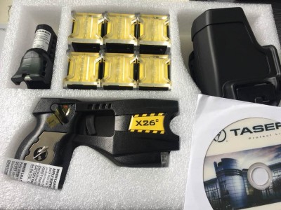 美國進口X26C泰瑟電擊槍
